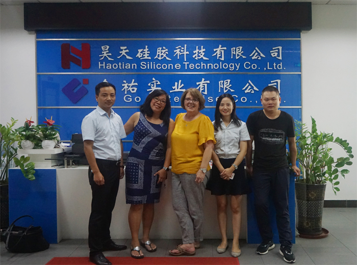 數(shù)據(jù)線保護(hù)套_硅膠制品定做