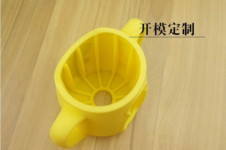 奶瓶硅膠套_IP衍生品_硅膠制品